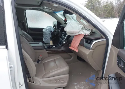 2019 Chevrolet Suburban Lt z USA, uszkodzony, nr VIN 1GNSKHKC0KR398471